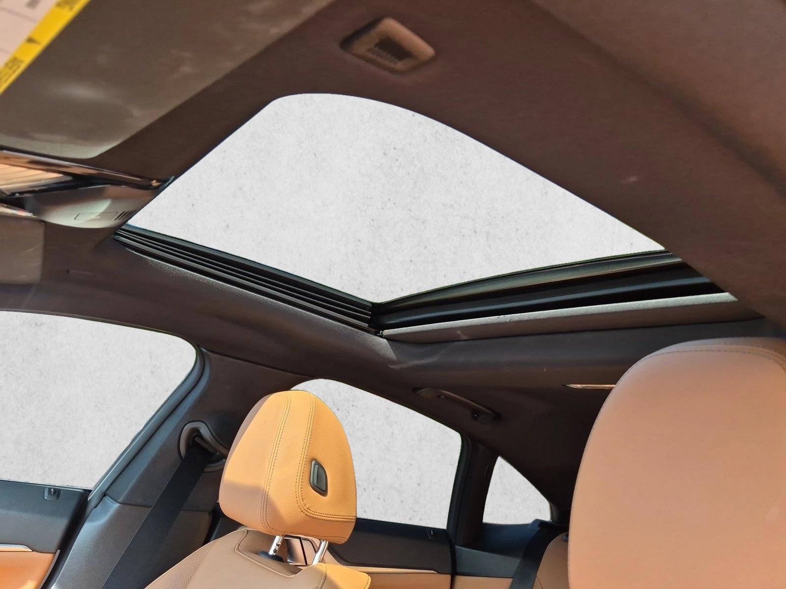 2024 BMW i4 35 - Photo 13