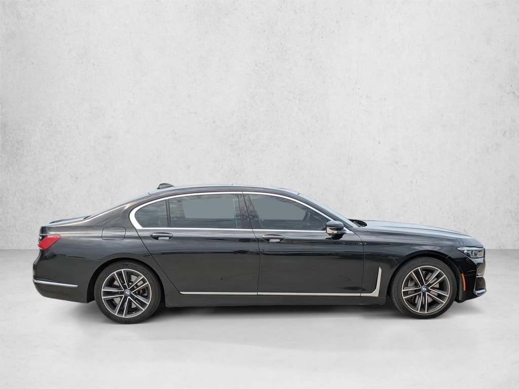 Used 2021 BMW xDrive Sedan