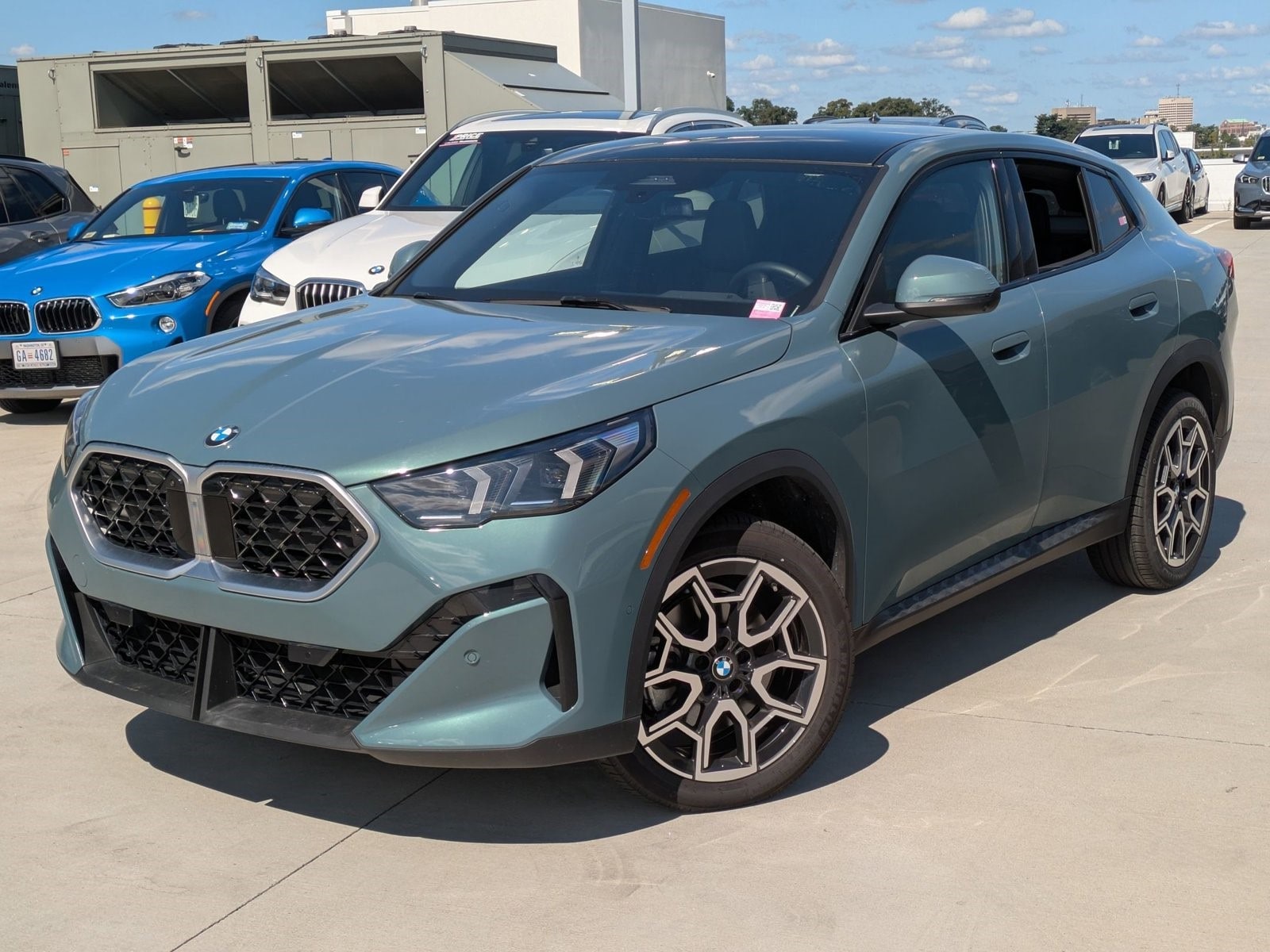 2025 BMW X2 xDrive28i