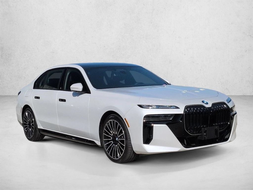 Certified 2026 BMW 750e xDrive Sedan