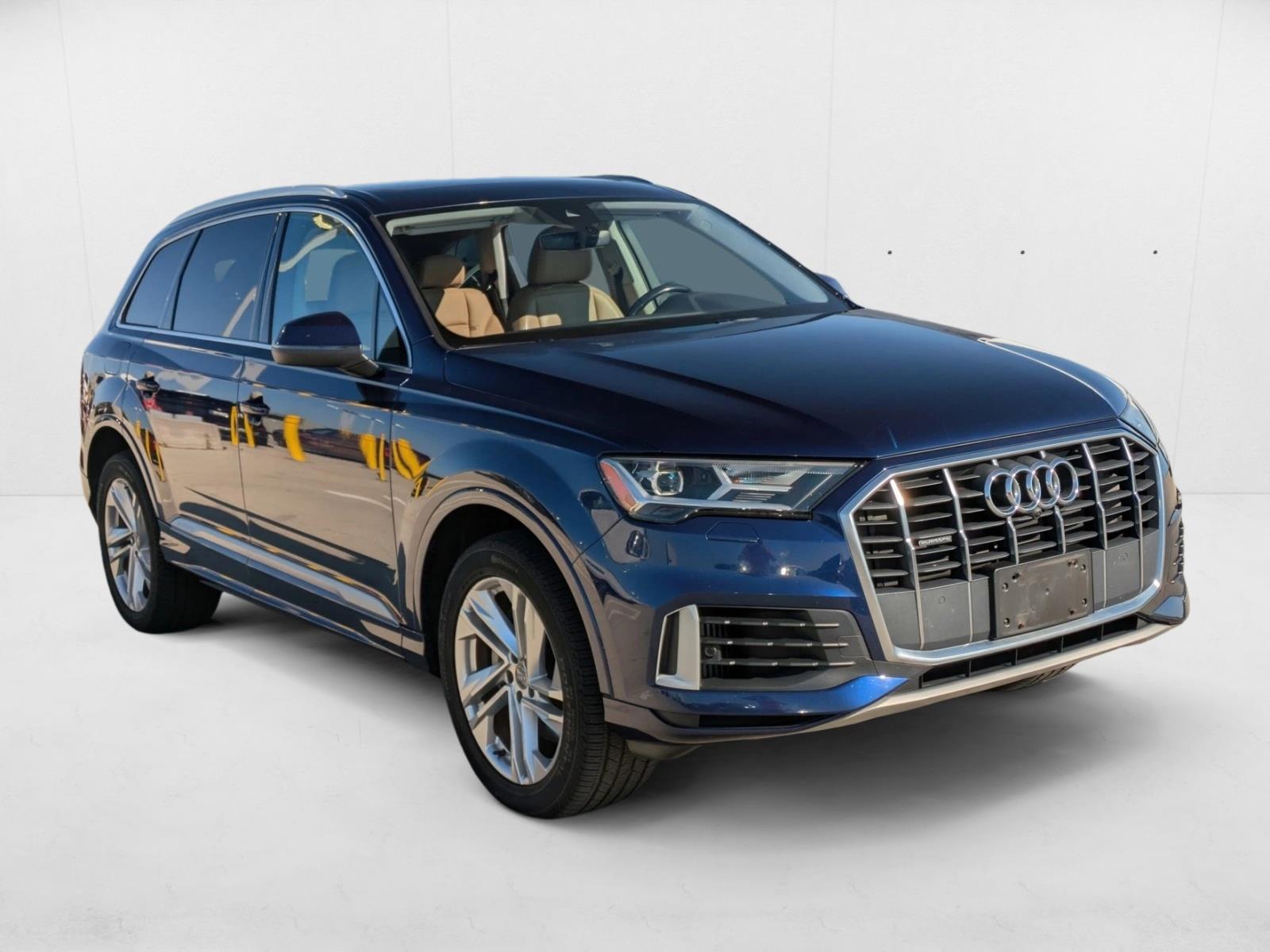 2020 Audi Q7 55 Premium photo 3