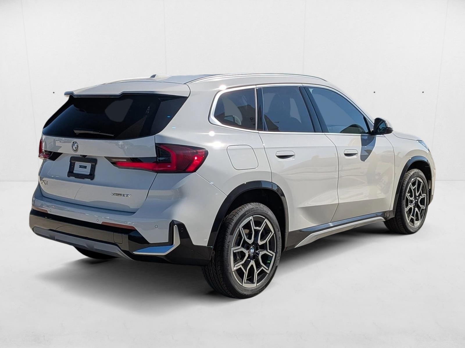 2026 Bmw X1 XDrive28i photo 2