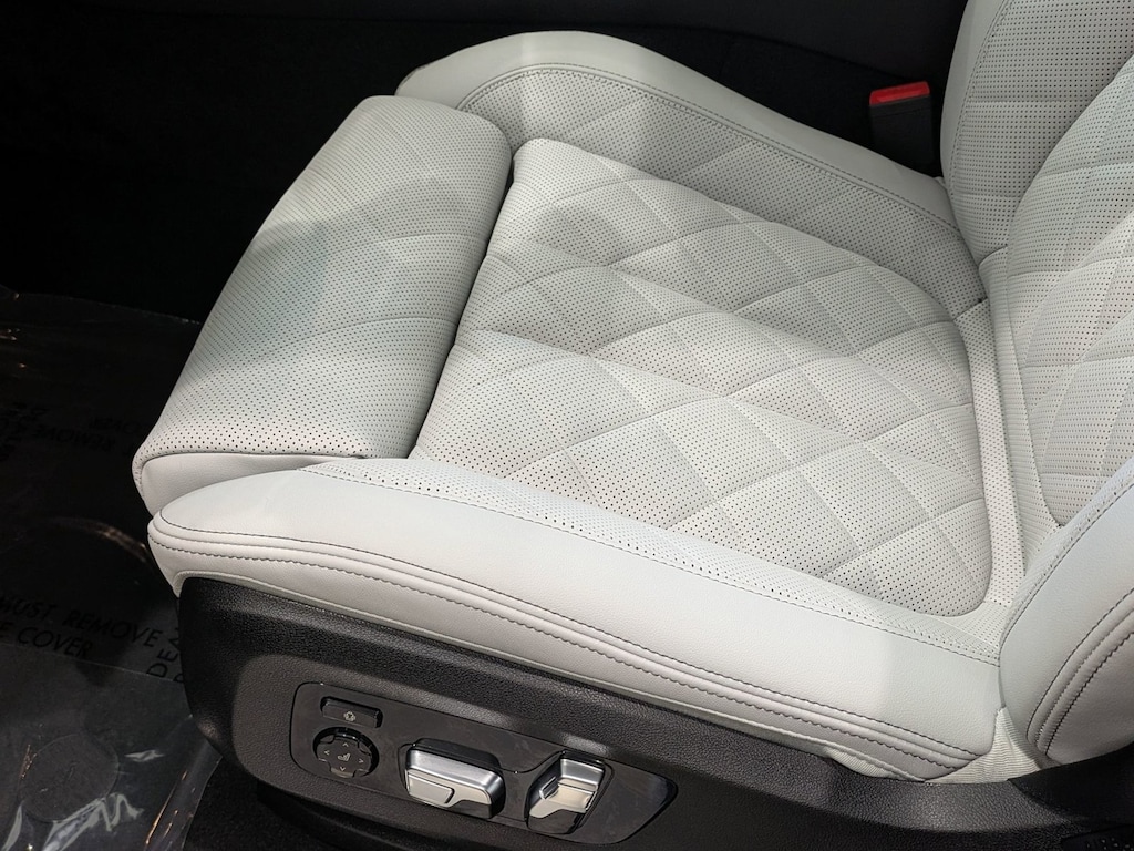 New 2026 BMW X6 xDrive40i SUV