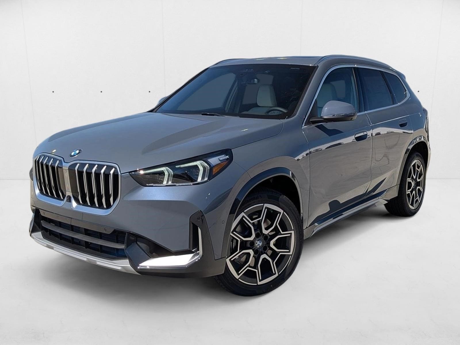 2026 BMW X1 xDrive28i's photo