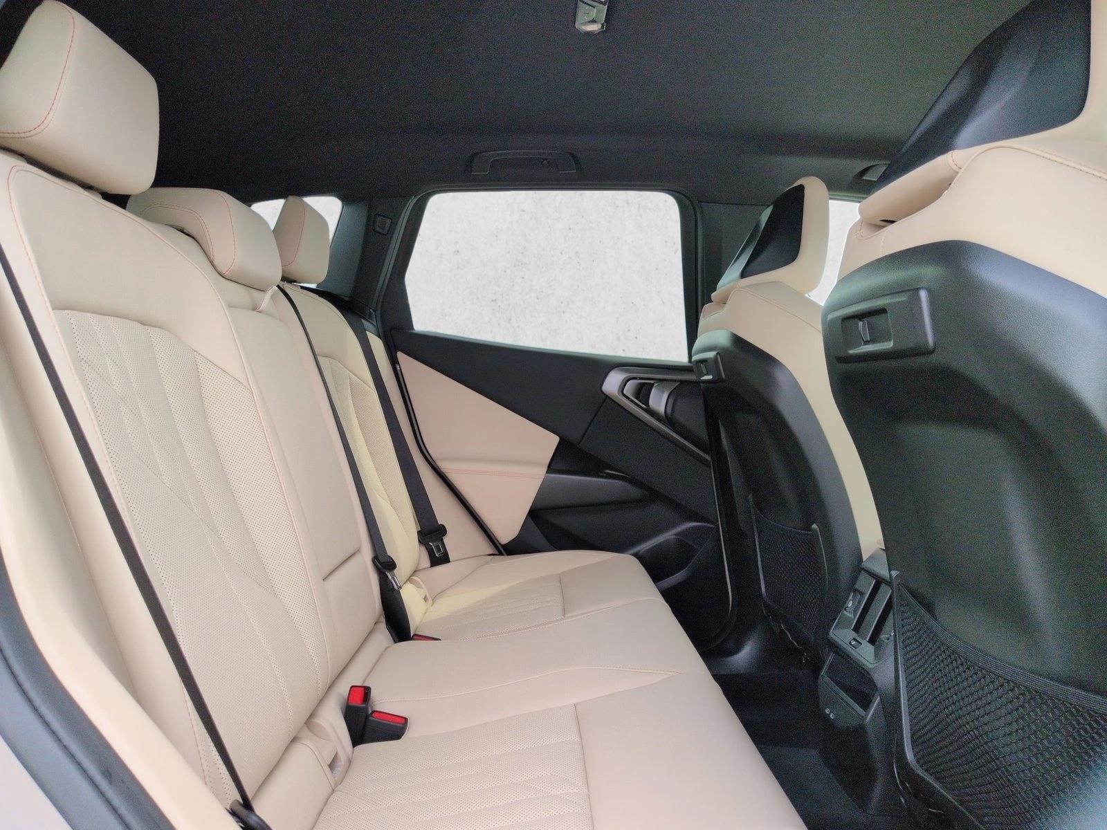 2026 BMW X3 30 - Photo 19