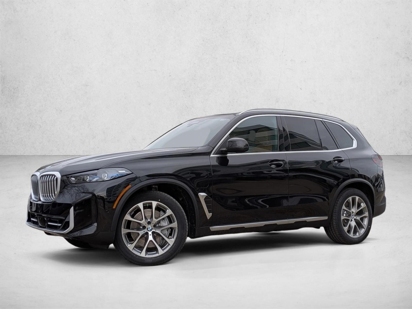2026 BMW X5 50e's photo