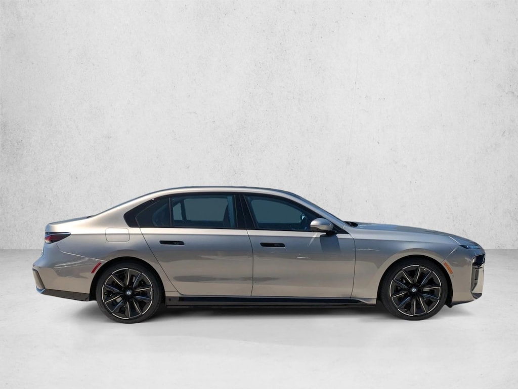 Used 2025 BMW 750e xDrive Sedan