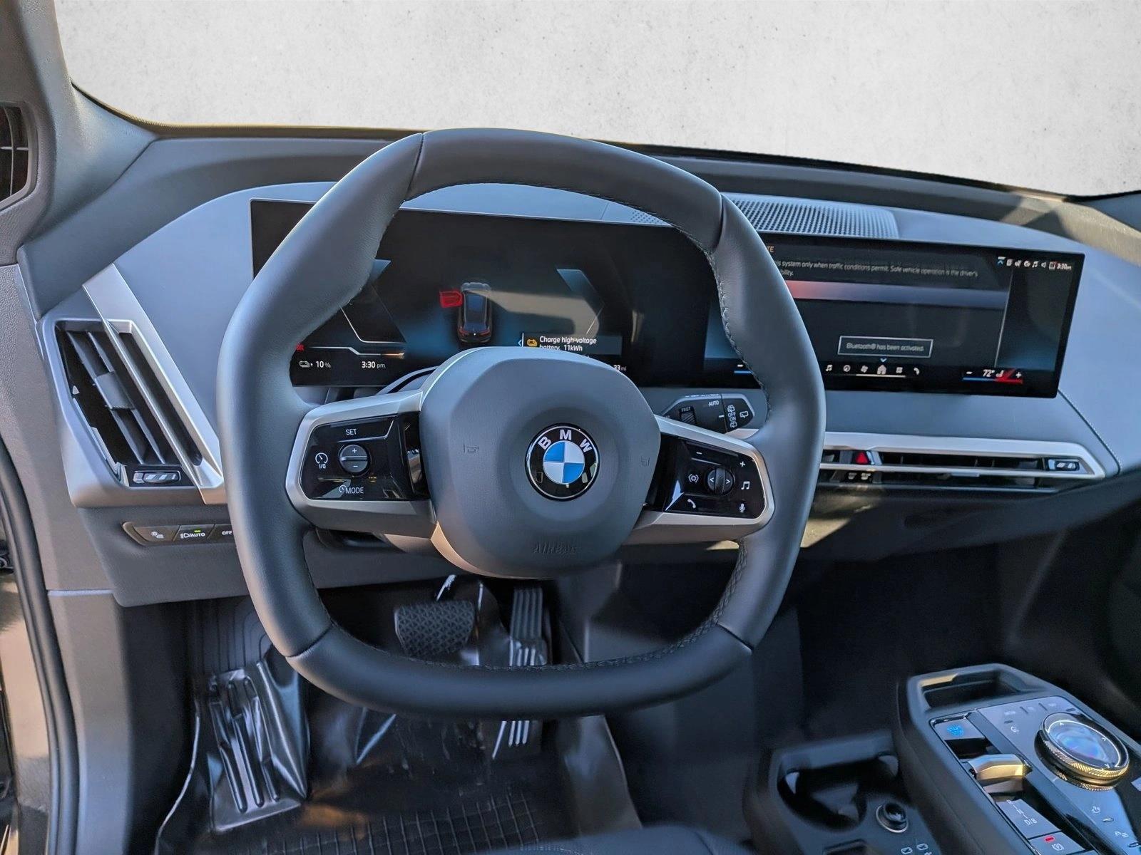 2026 BMW iX 60 - Photo 11