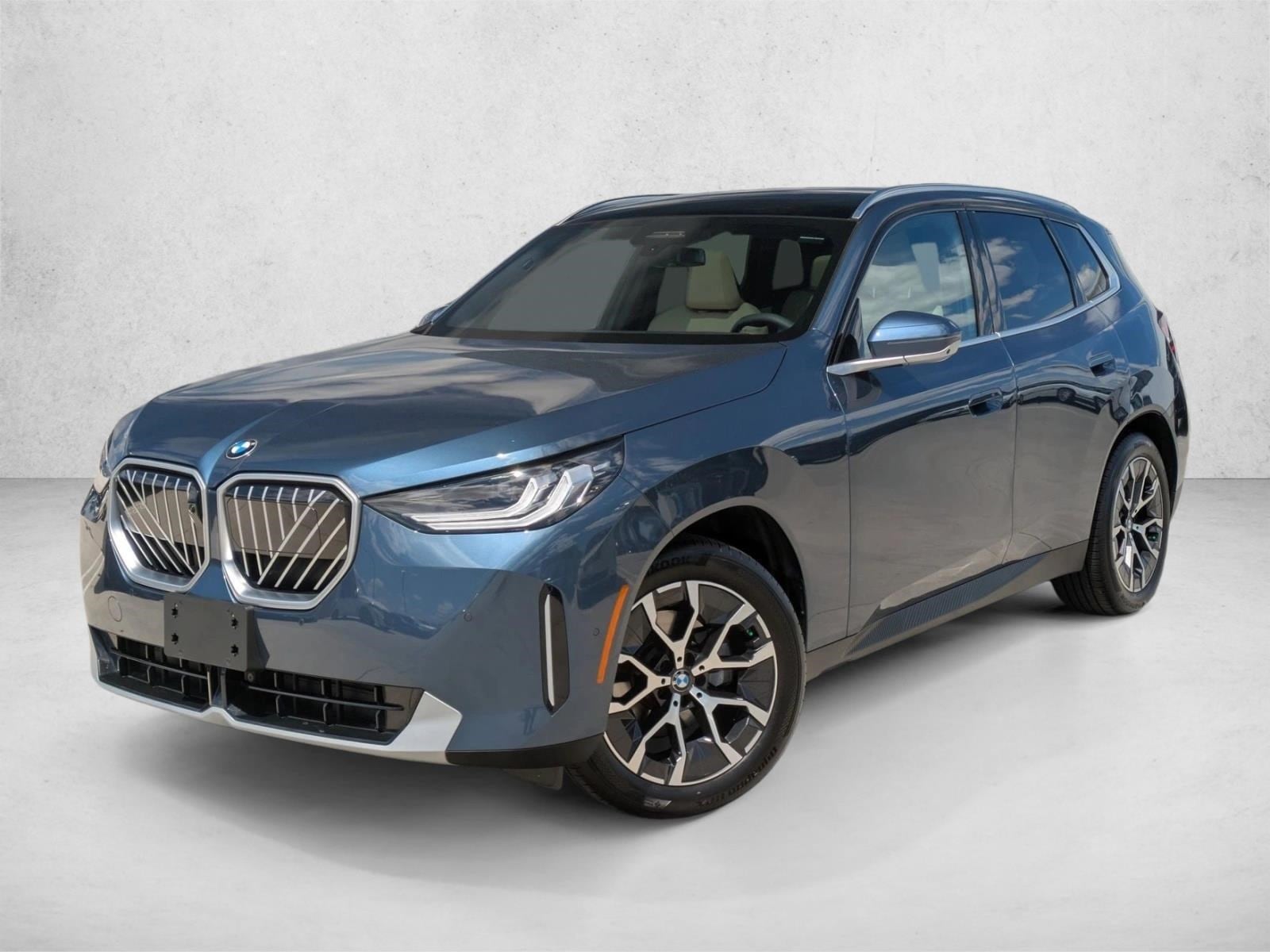 2026 BMW X3 30 XDRIVE's photo