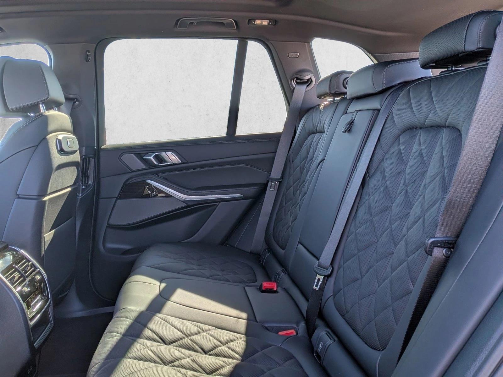 2026 BMW X5 40i - Photo 17
