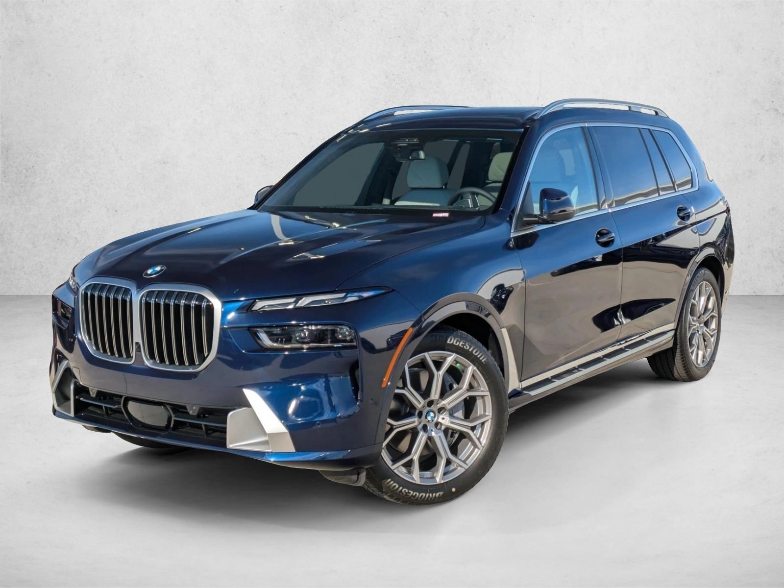 2026 BMW X7 40i's photo