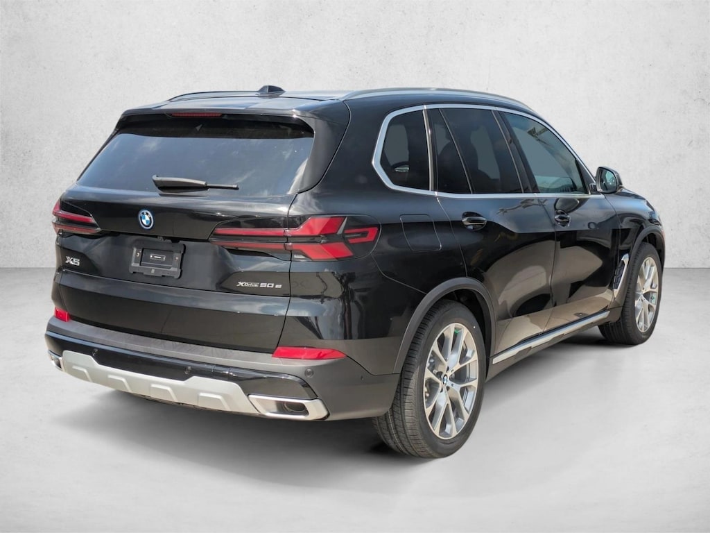 New 2026 BMW X5 PHEV xDrive50e SUV