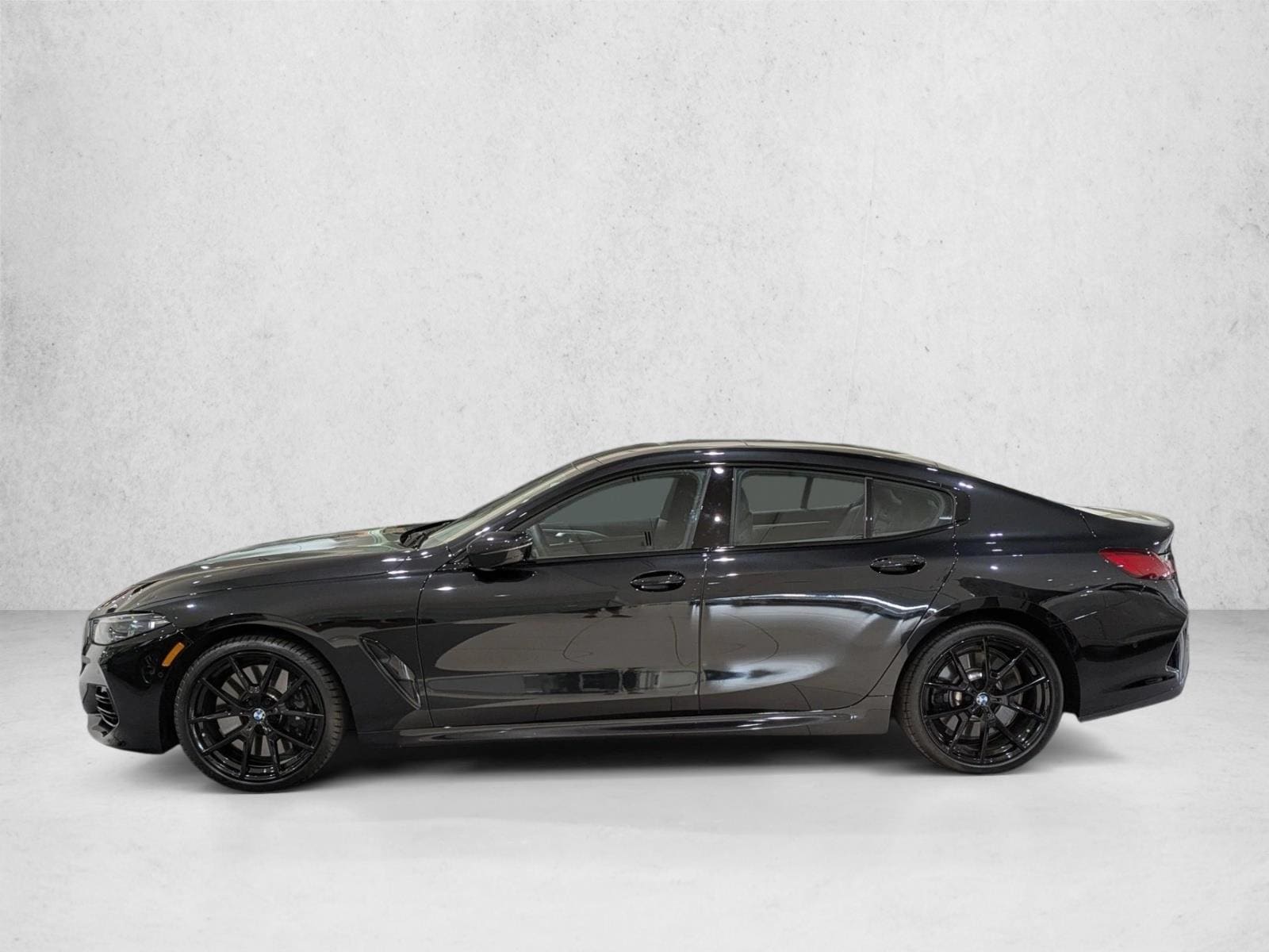 2026 BMW 8 Series 840i - Photo 9