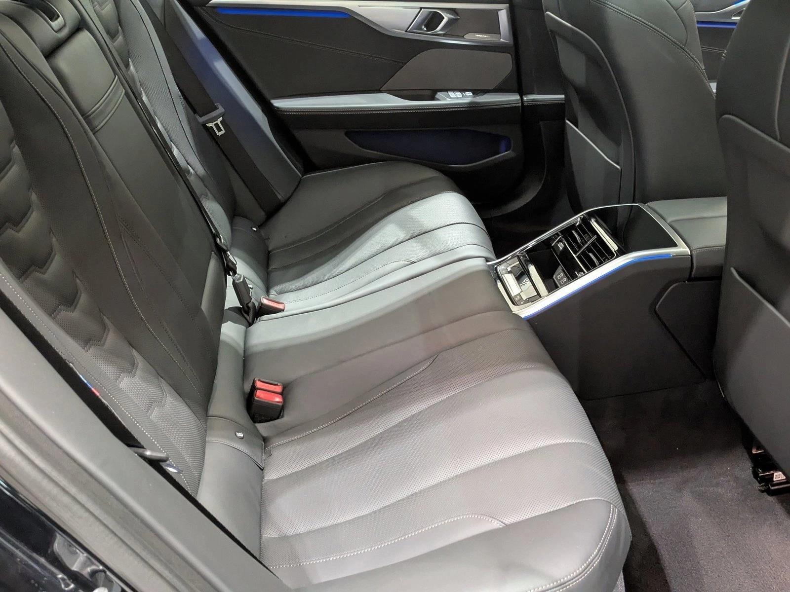 2026 BMW 8 Series 840i - Photo 22