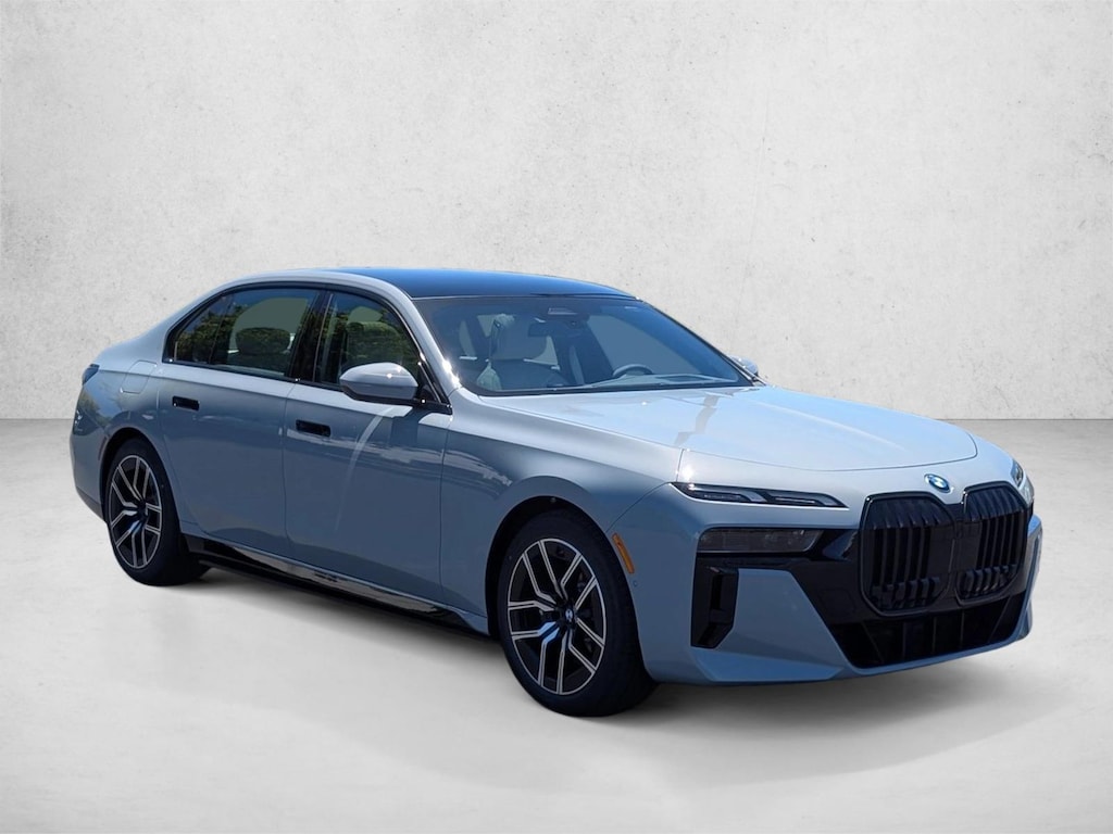 New 2026 BMW 750e xDrive Sedan