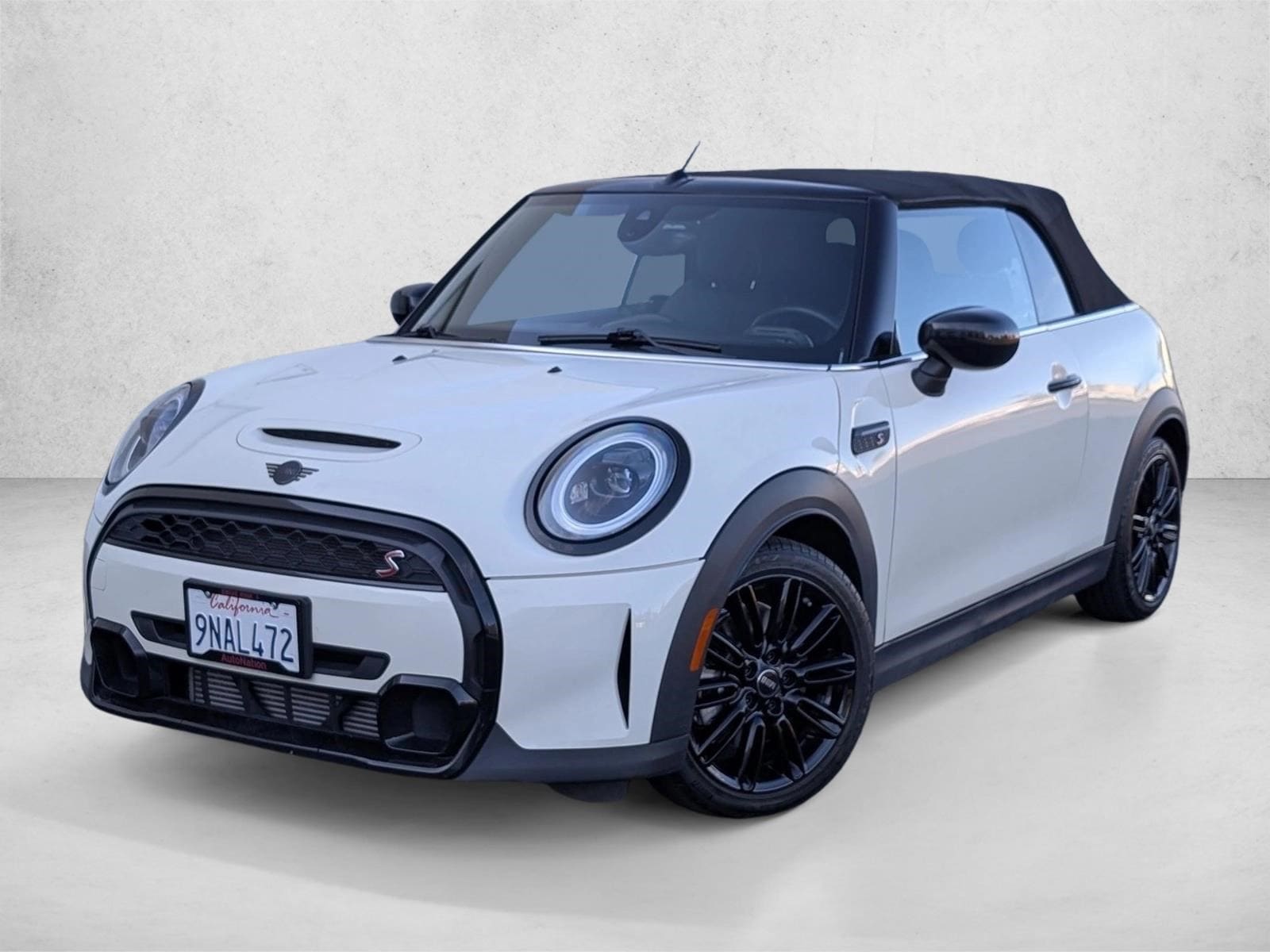 2023 MINI Convertible Cooper S's photo