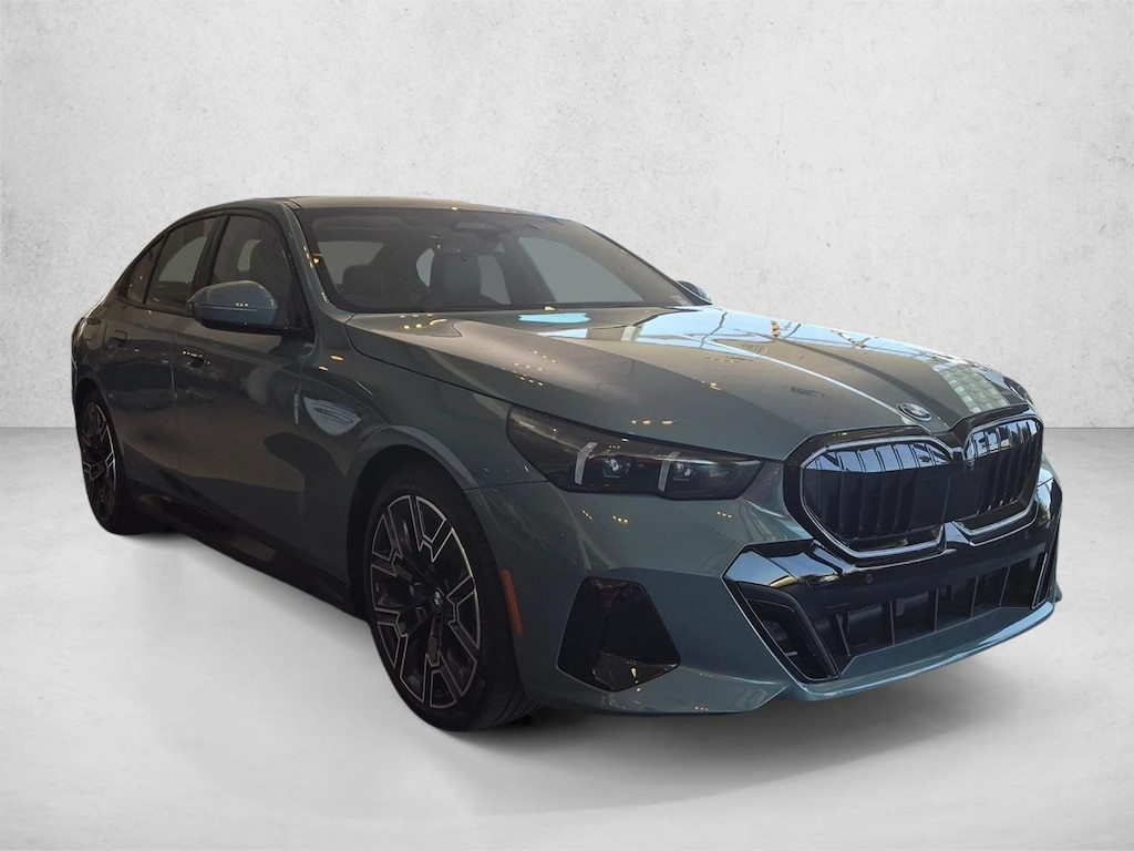 New 2027 BMW 550e xDrive Sedan