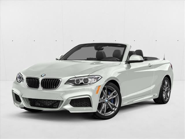 2015 BMW 2 Series M235i Convertible's photo