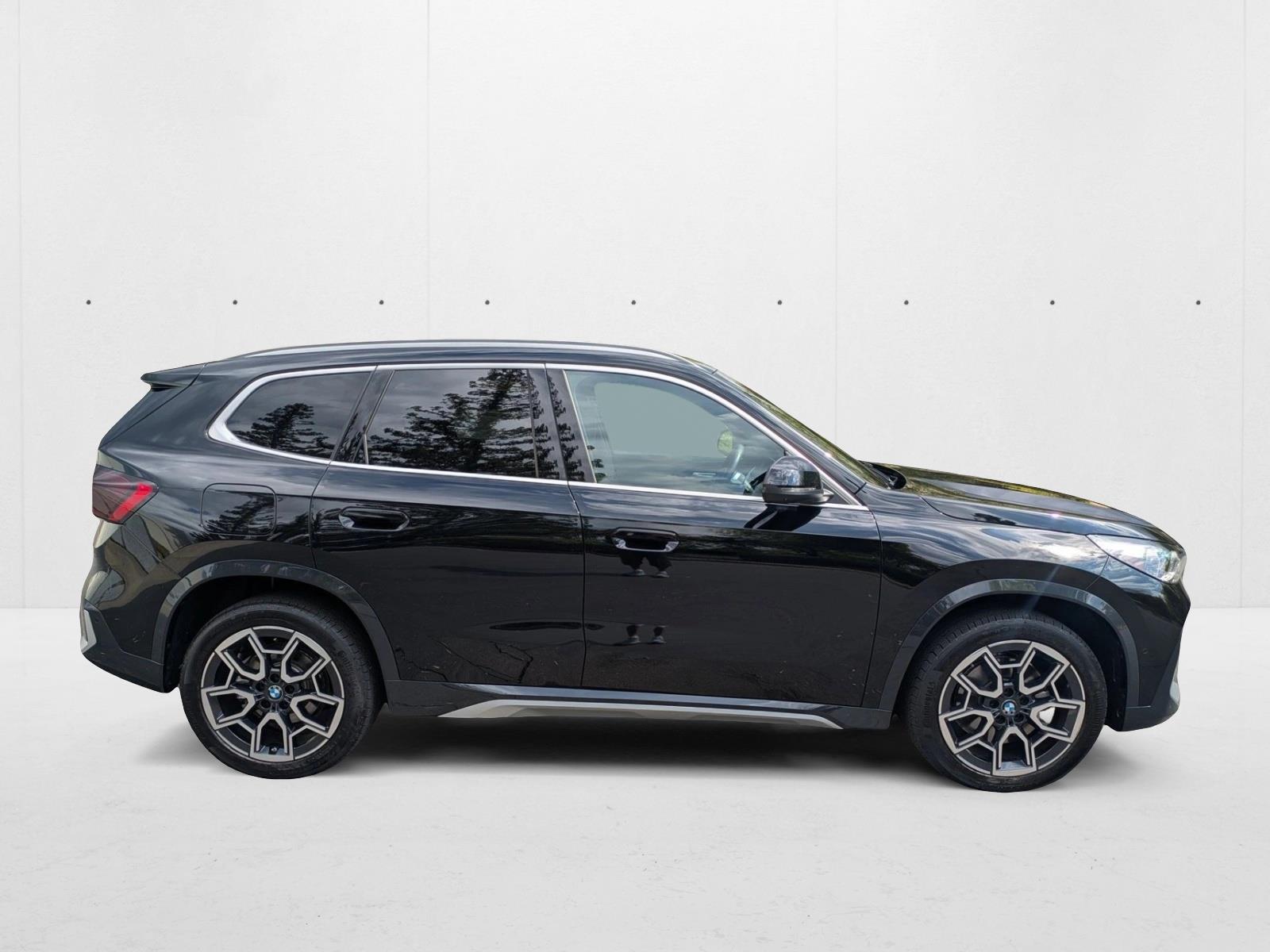 2025 Bmw X1 XDrive28i photo 3