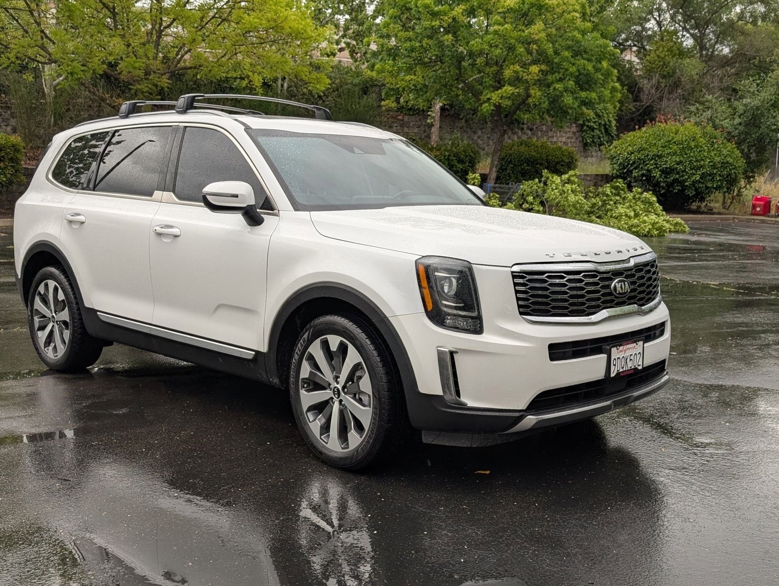 2021 Kia Telluride S photo 2