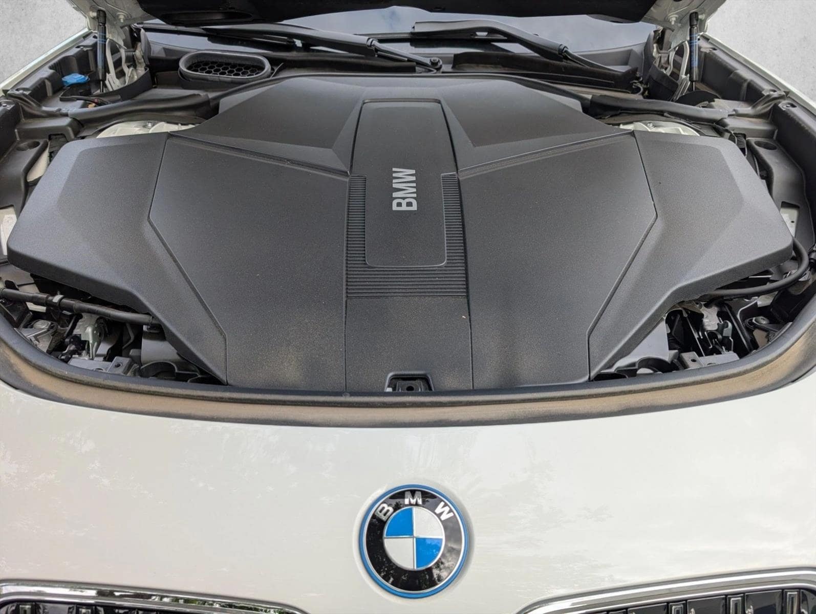 2025 BMW i7 50 - Photo 20