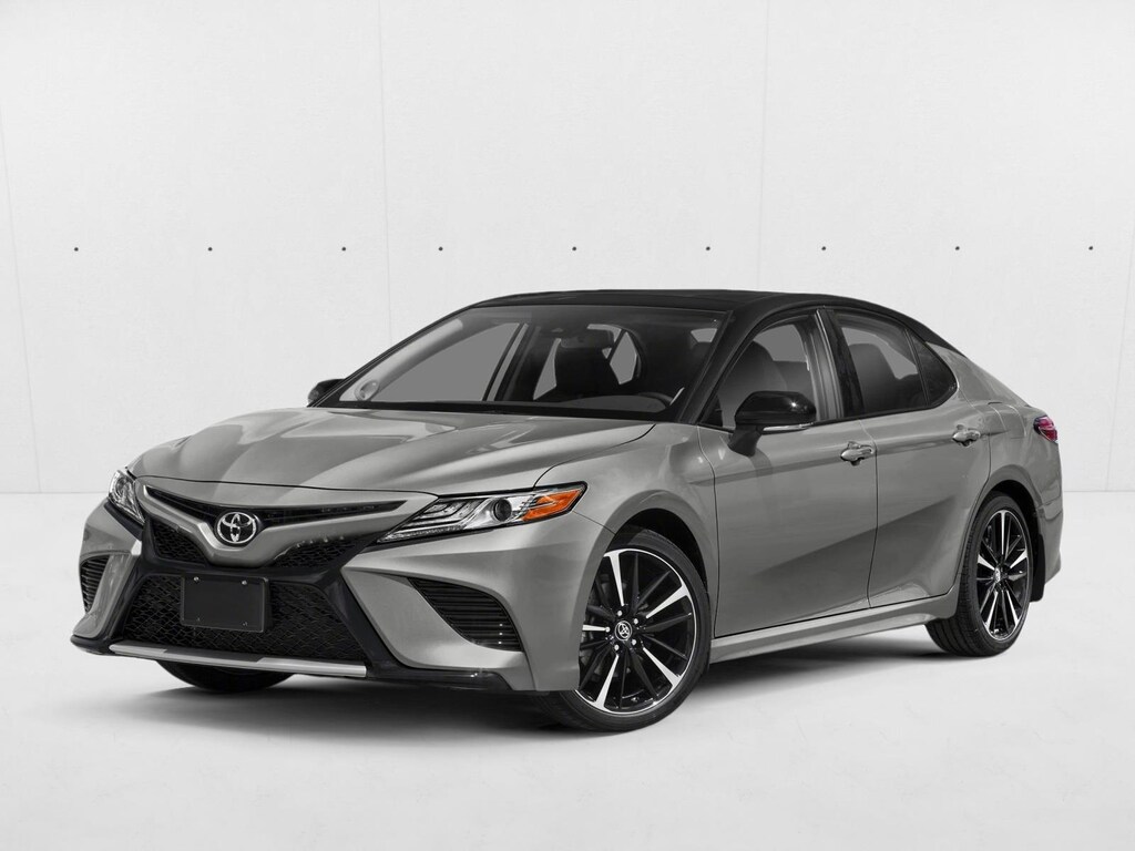 Used 2018 Toyota Camry XSE Sedan