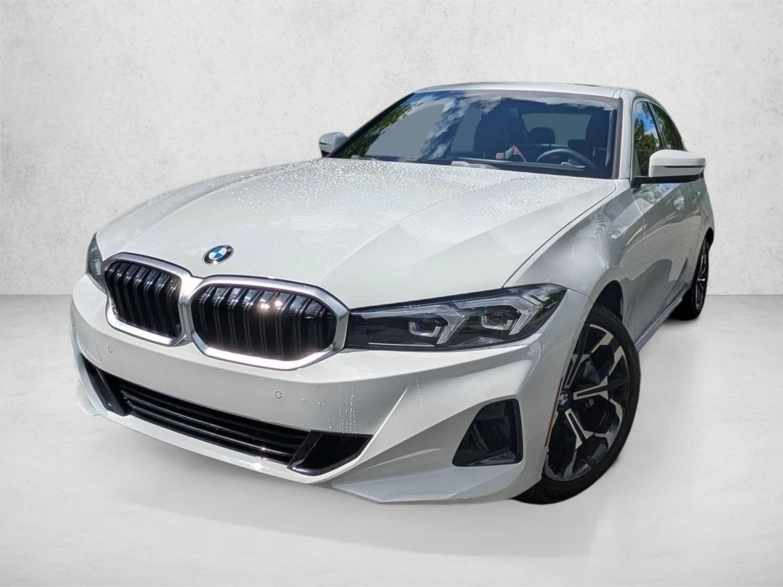 2025 BMW 3 Series 330i Sedan's photo