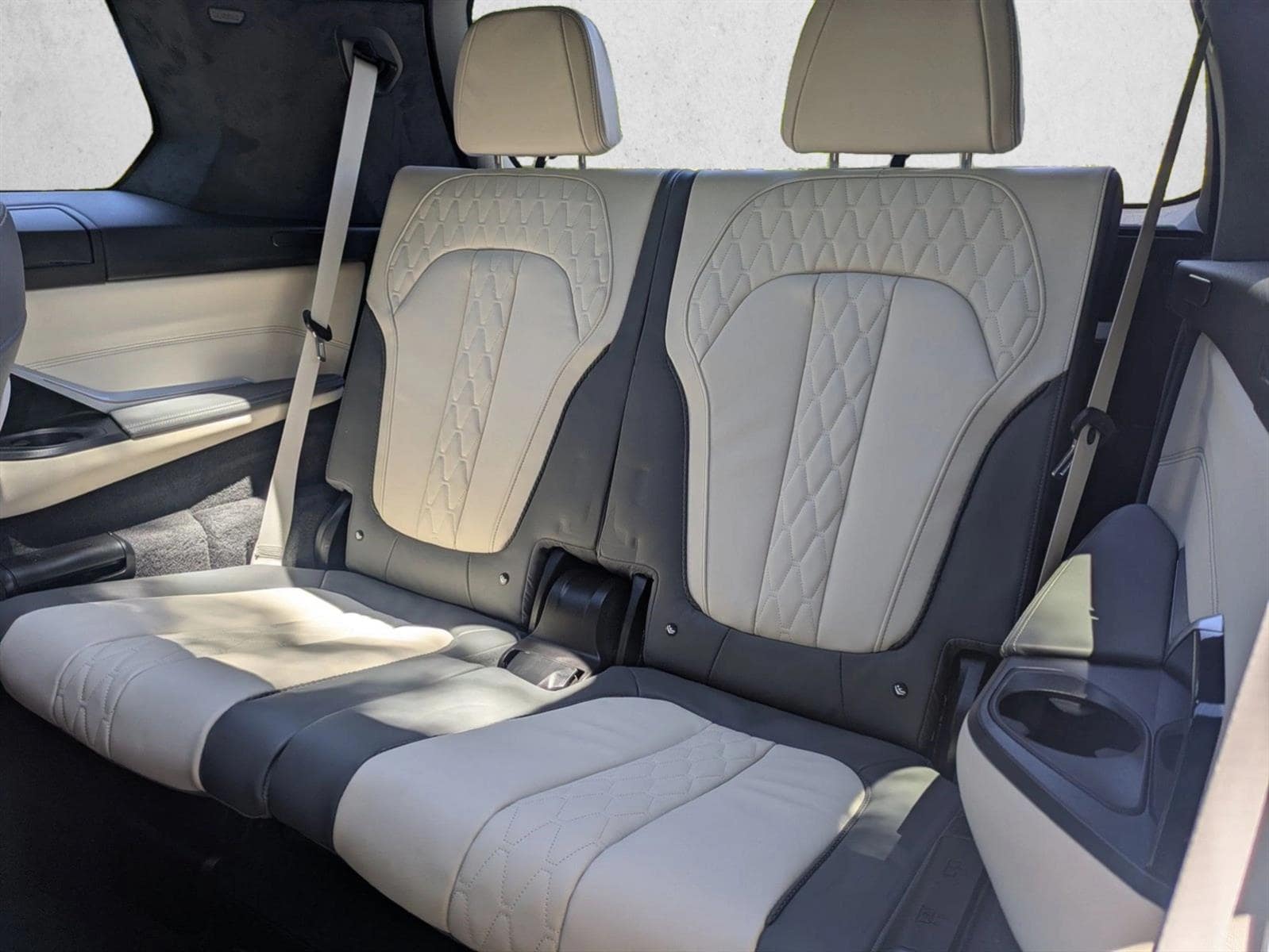 2025 BMW X7 40i - Photo 22