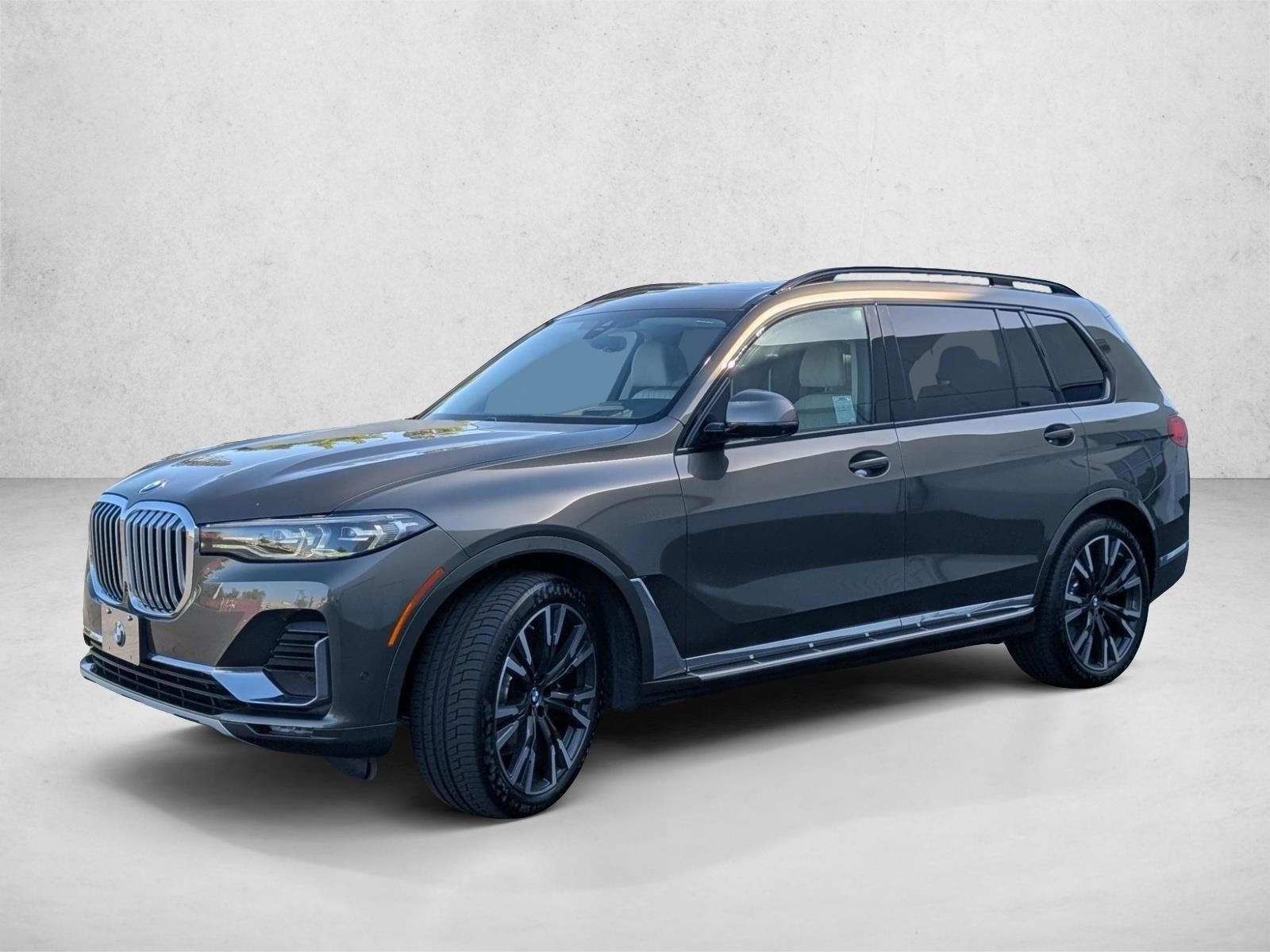 2021 BMW X7 xDrive40i's photo