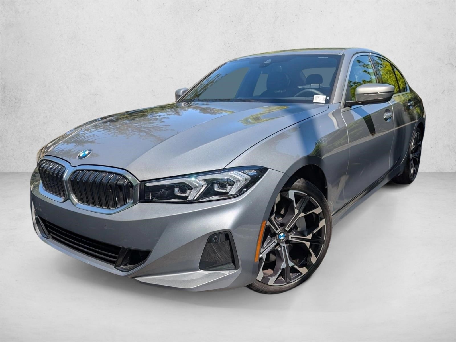 2025 BMW 3 Series 330i Sedan's photo