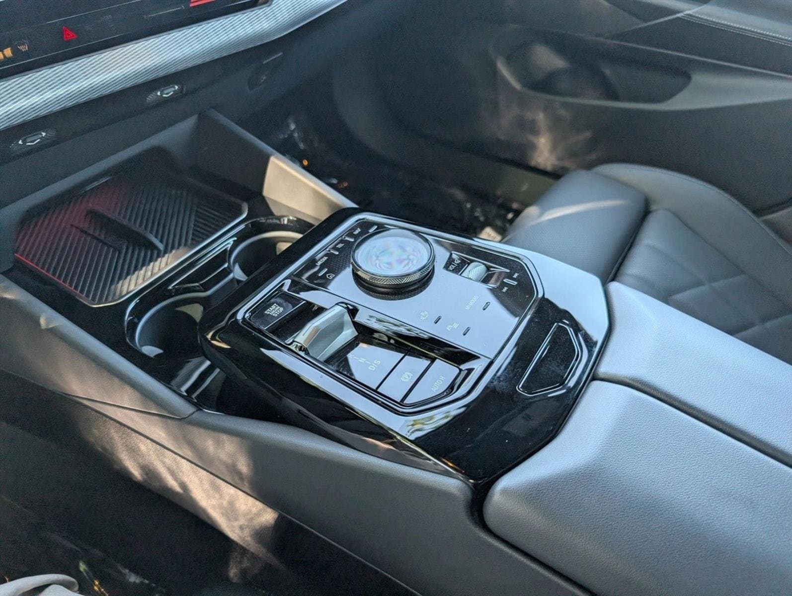 2026 BMW 5 Series 530i - Photo 15