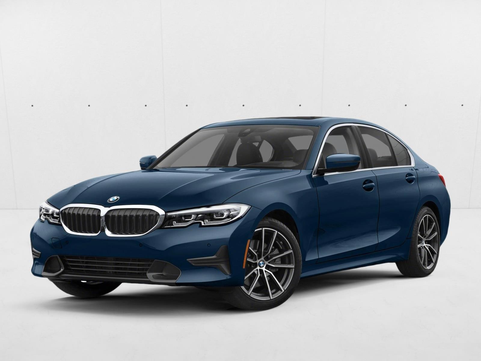 2022 BMW 3 Series 330i's photo