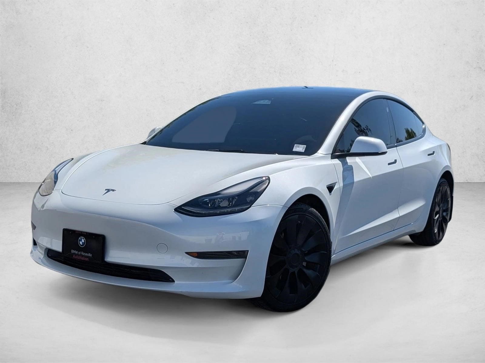 2023 Tesla Model 3 -'s photo