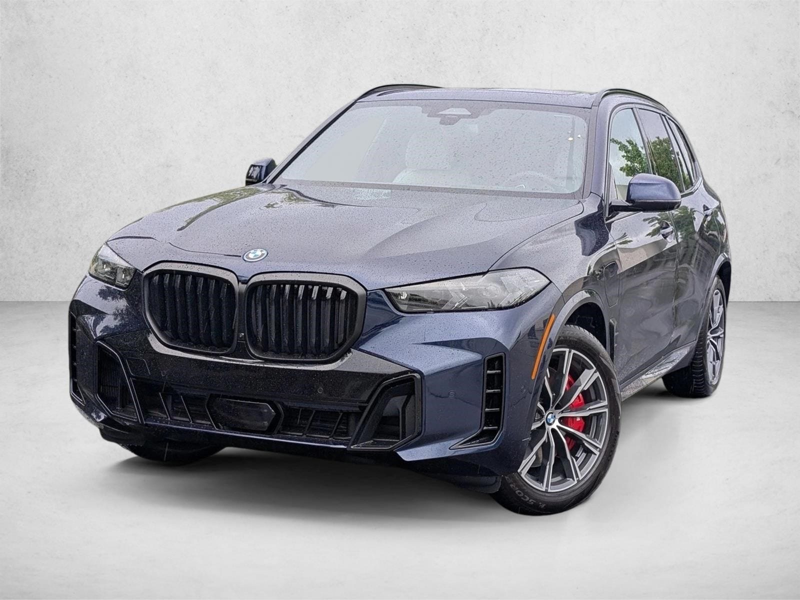 2026 BMW X5 xDrive50e's photo