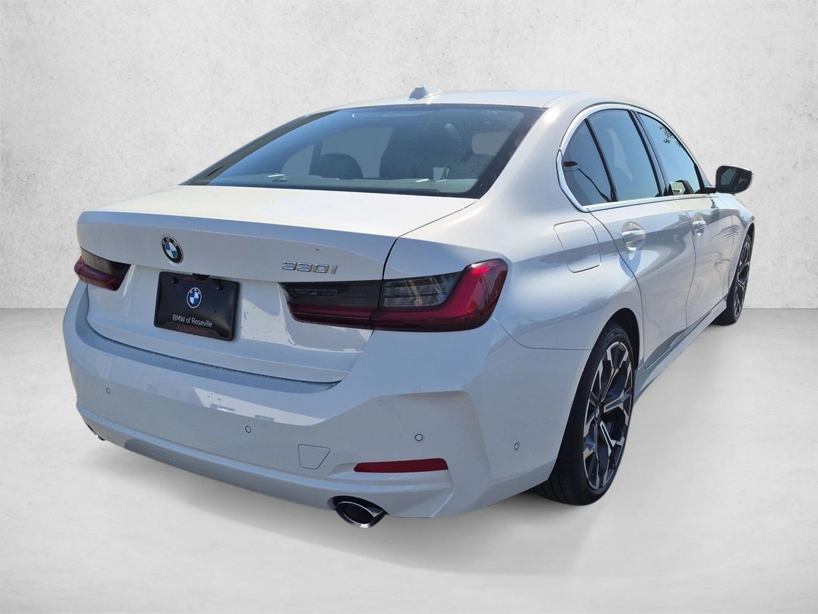 New 2026 BMW 330i Sedan