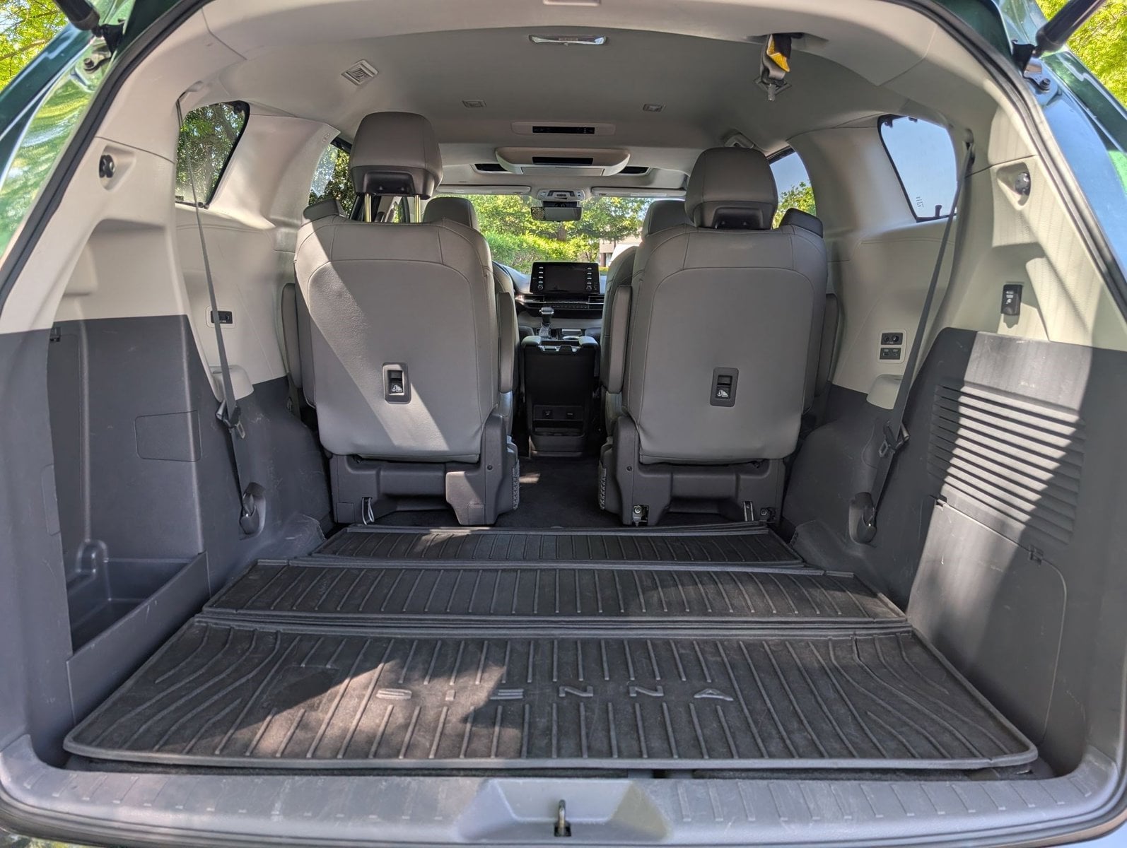 2021 Toyota Sienna photo 4