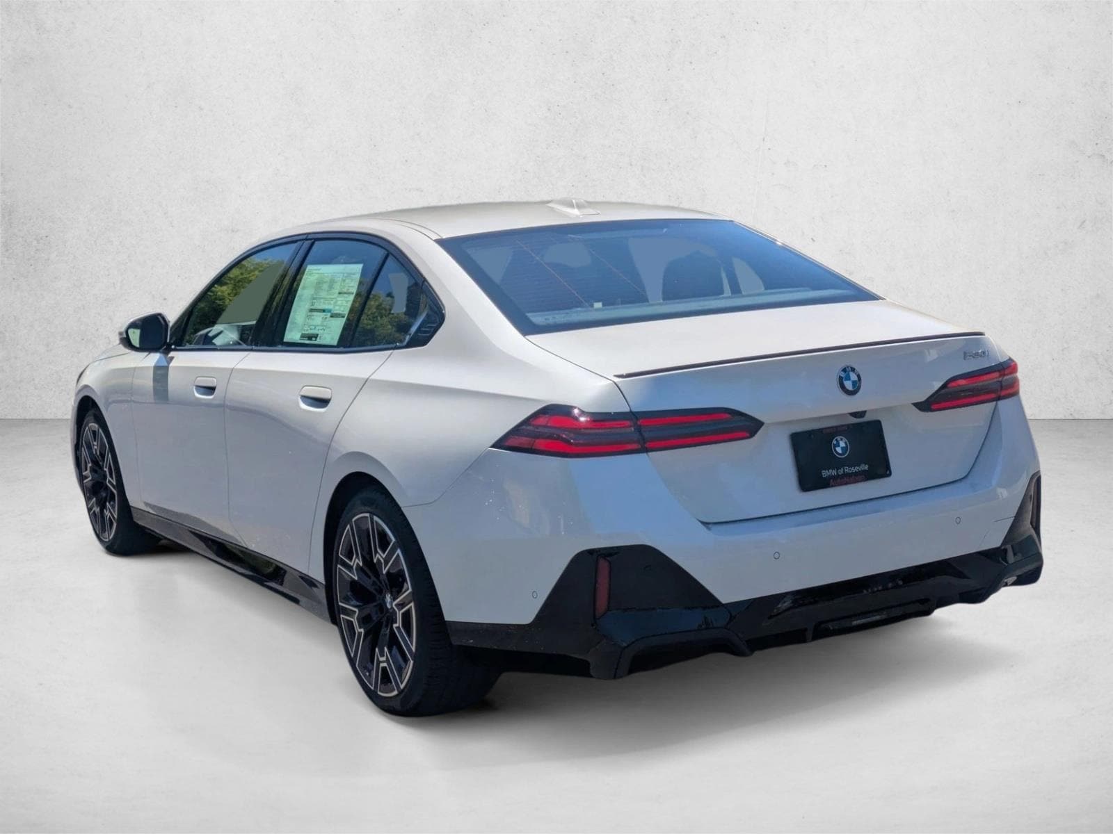 2026 BMW 5 Series 530i - Photo 8