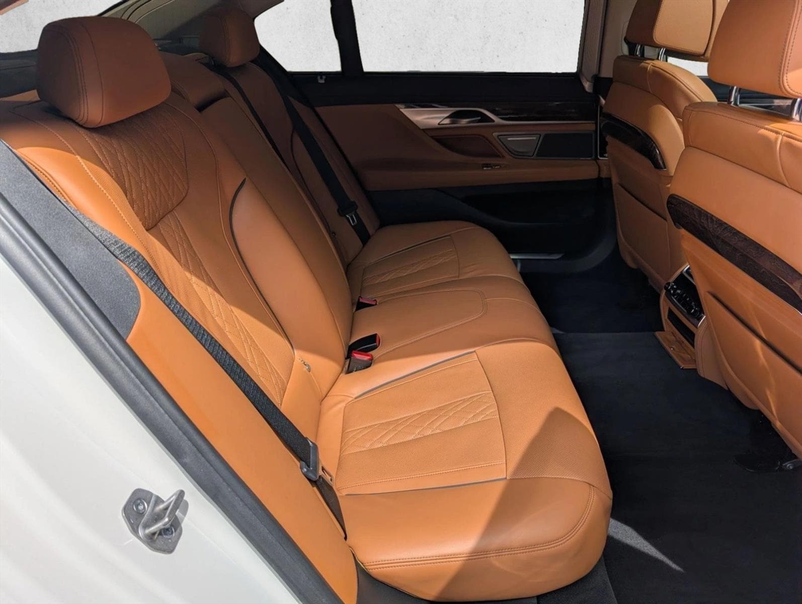 2022 BMW 7 Series 750i - Photo 19