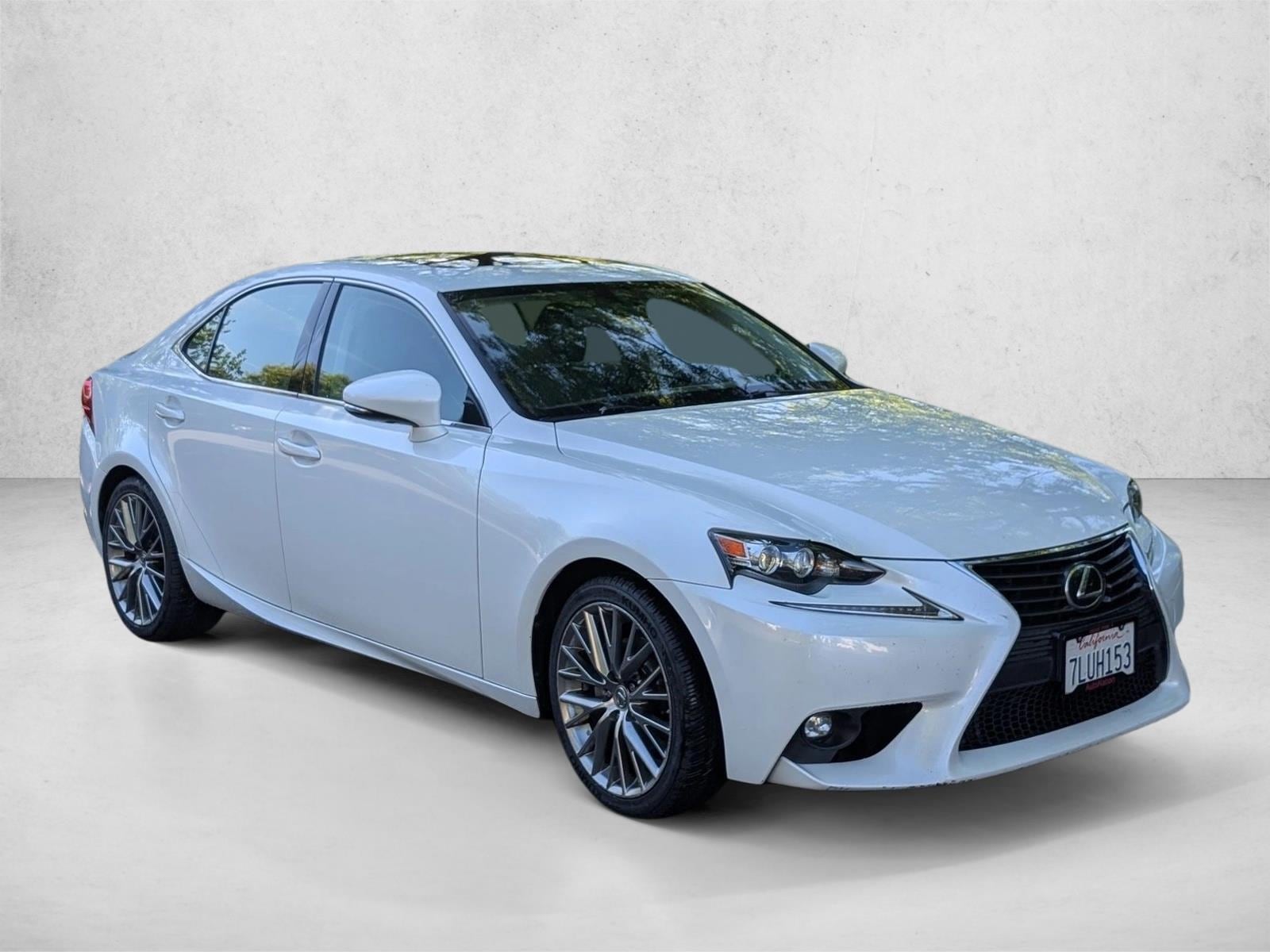 2015 LEXUS IS 250 photo 2