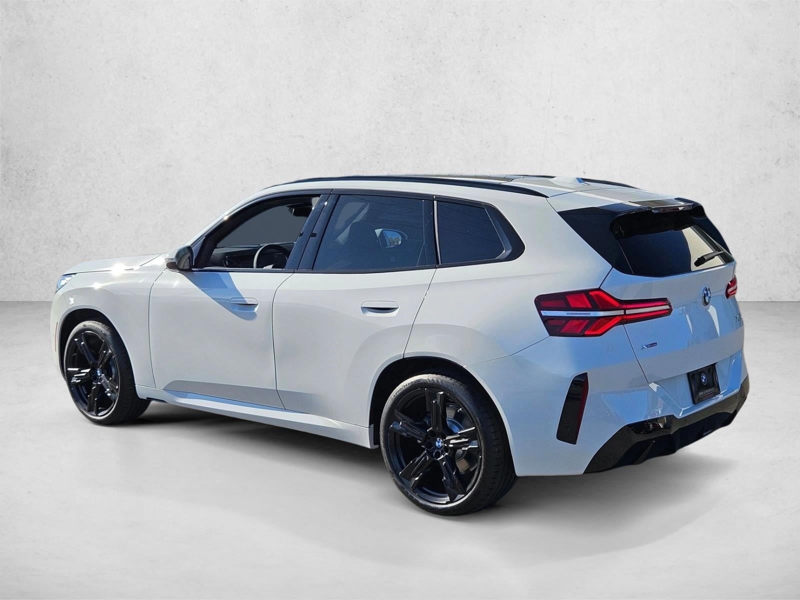 2025 BMW X3 30 - Photo 9