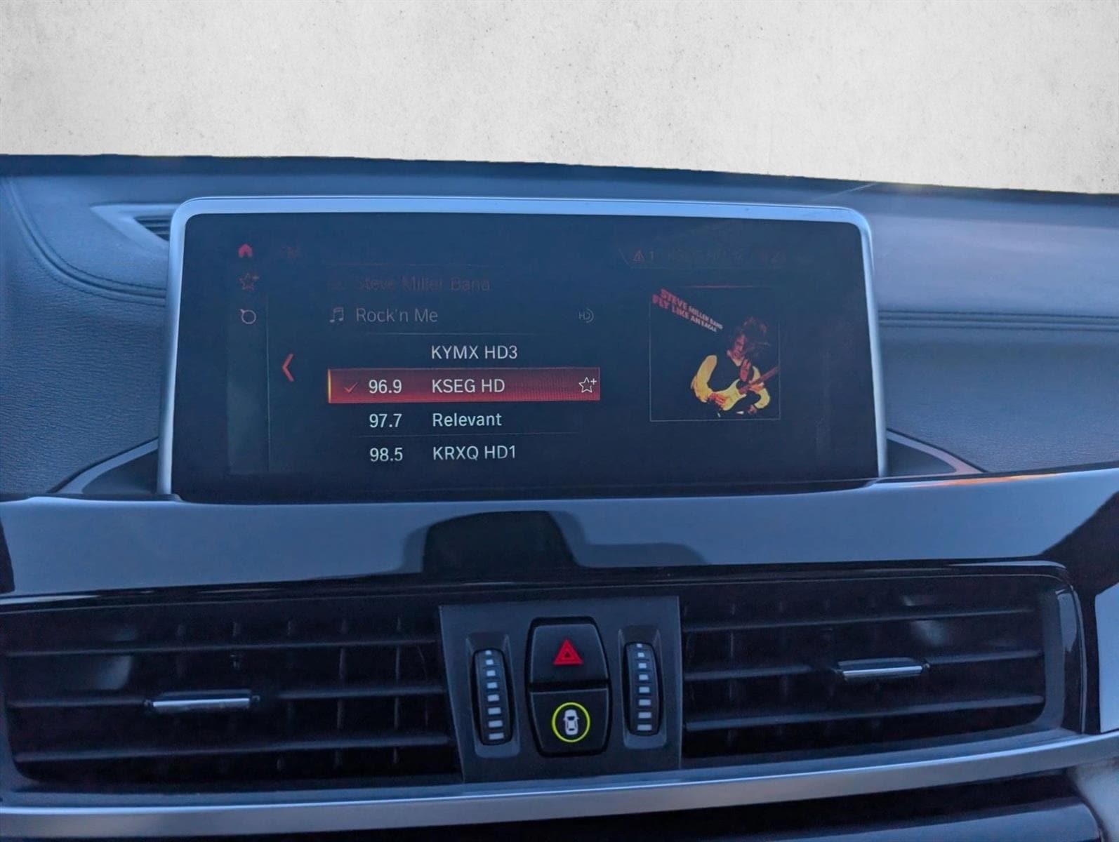 2020 BMW X1 28i - Photo 15