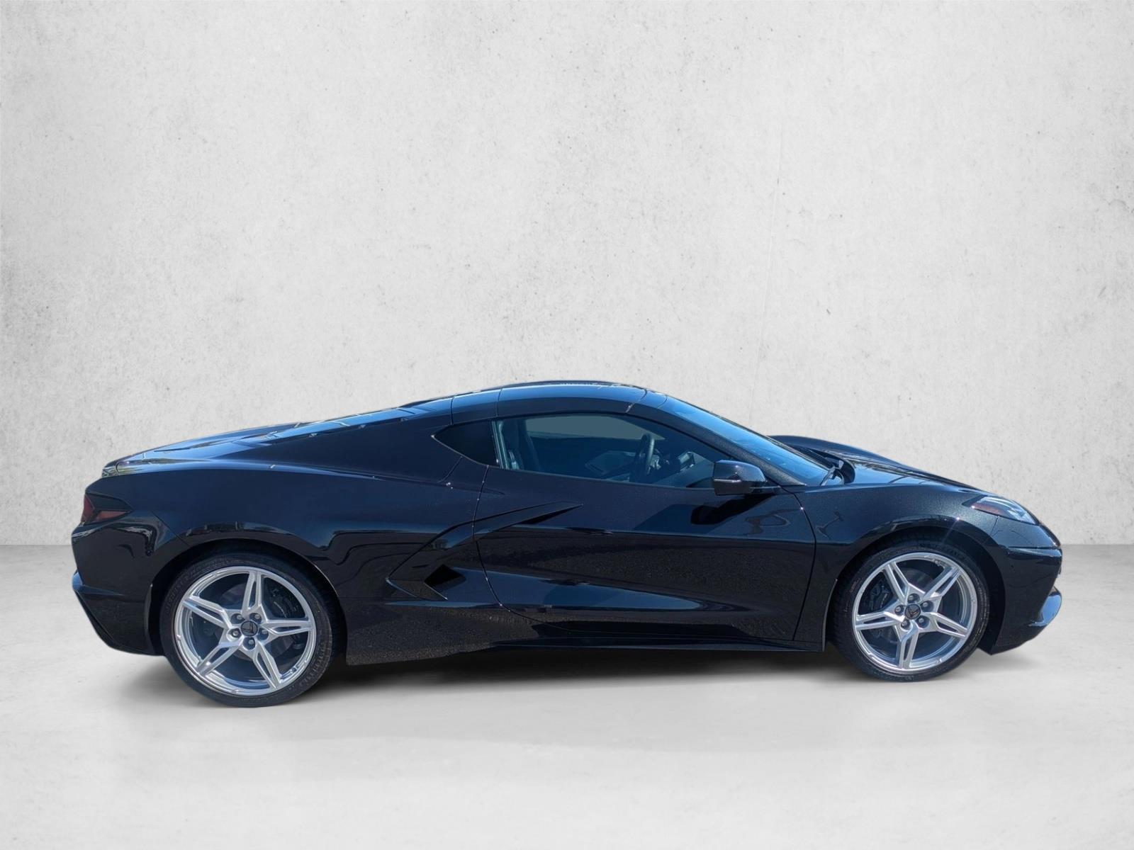 2024 Chevrolet Corvette Stingray 2LT photo 4
