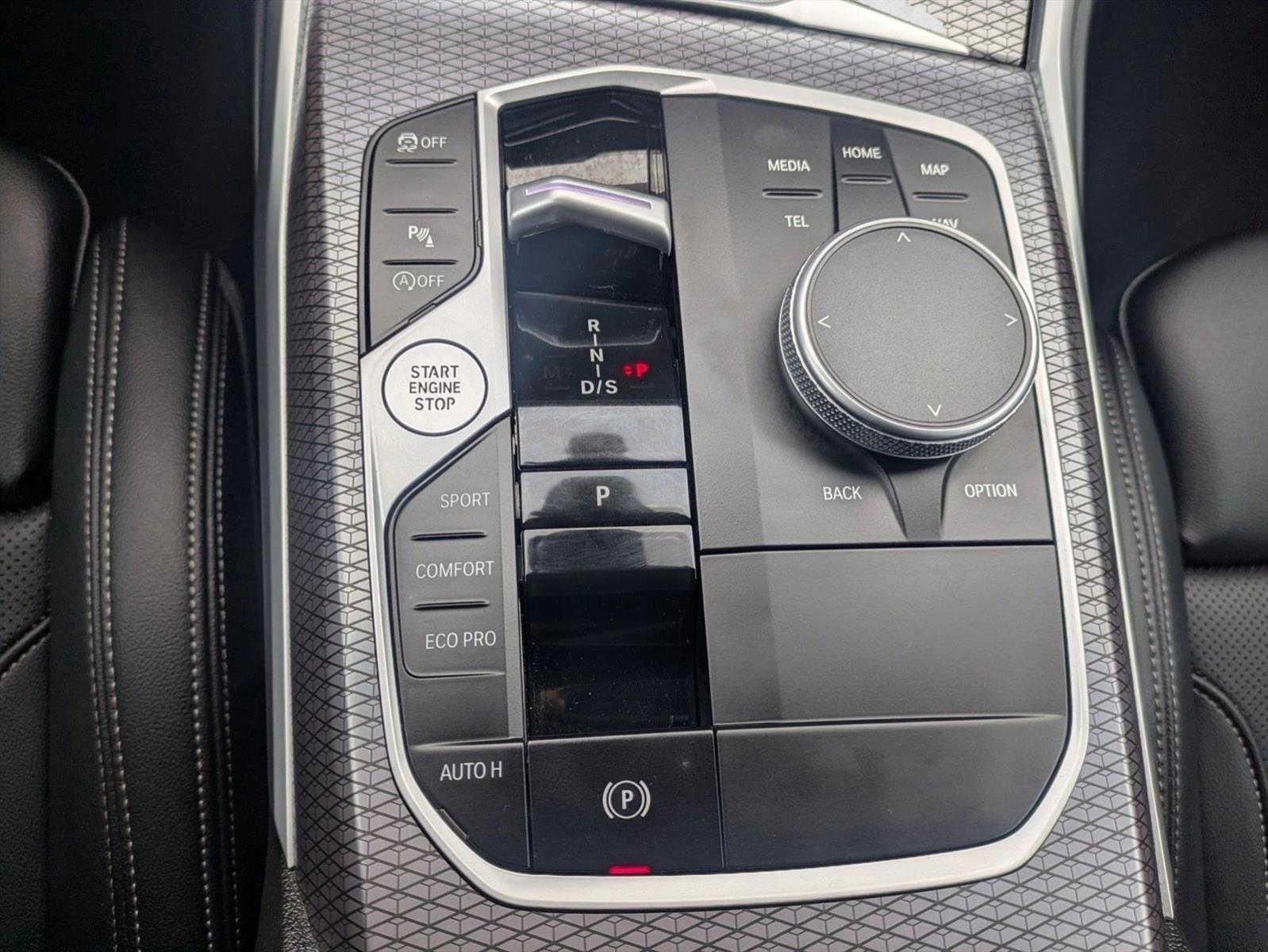 2025 Bmw 330i photo 4