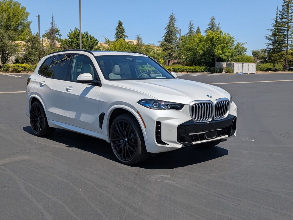 New 2026 BMW X5 xDrive40i SUV