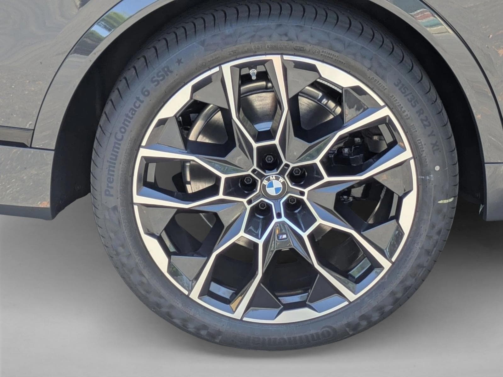 2025 BMW X7 40i - Photo 28