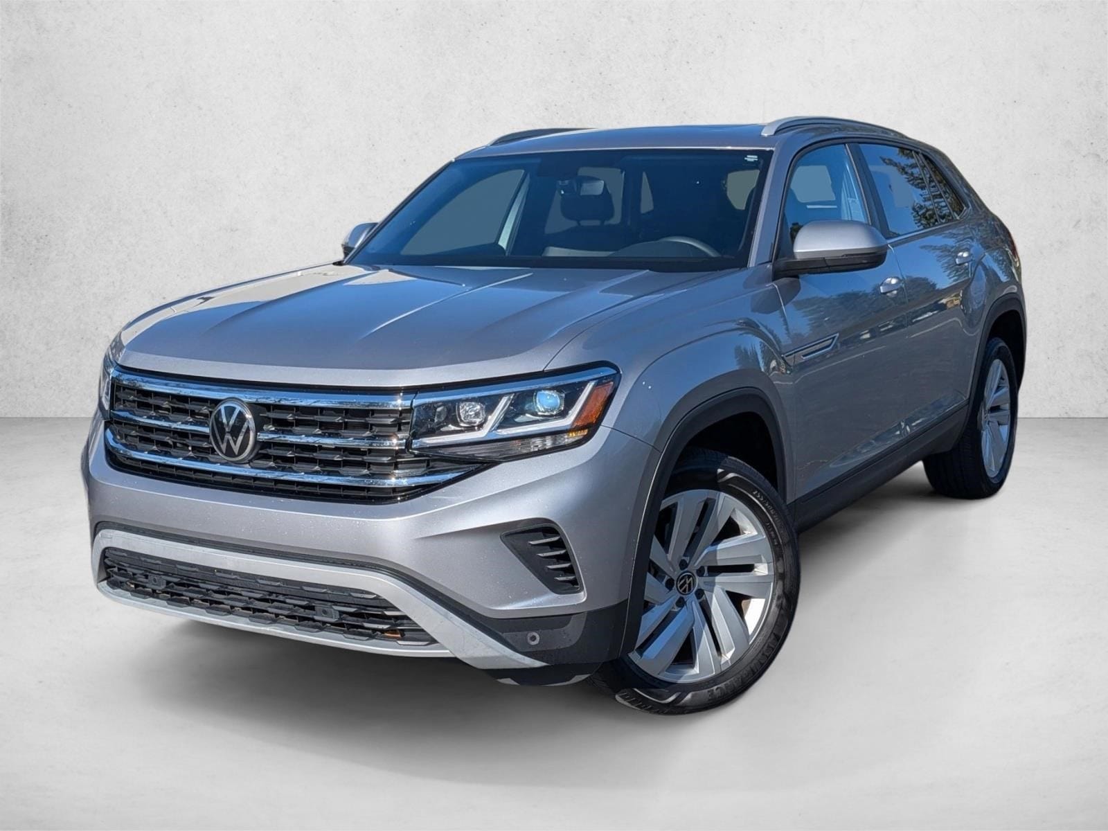 2022 Volkswagen Atlas Cross Sport SE w/Tech's photo