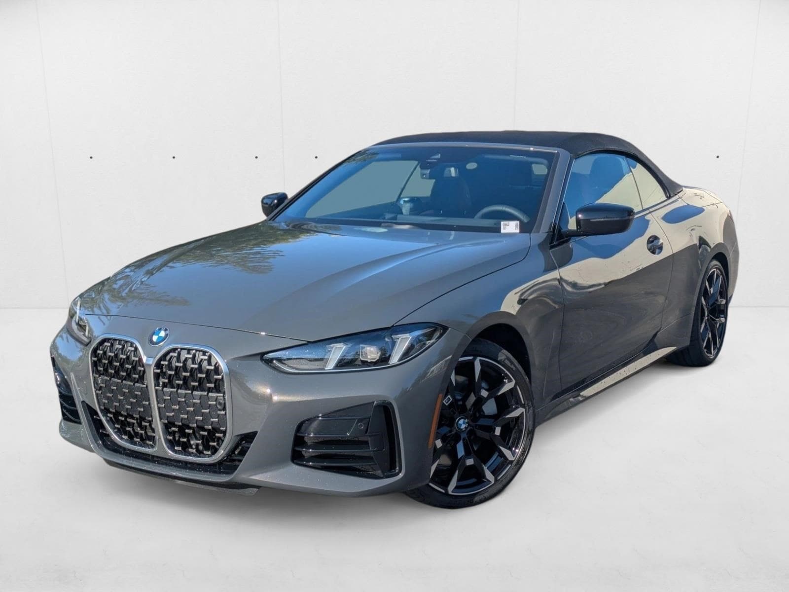 2026 BMW 4 Series 430i Convertible's photo
