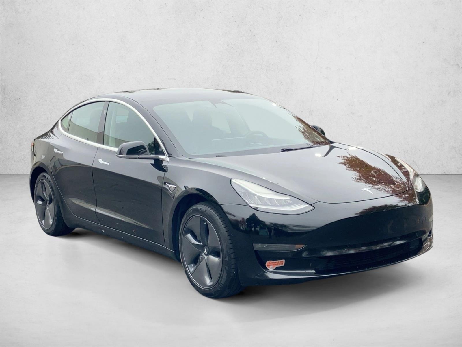 2020 Tesla Model 3 Long Range photo 3
