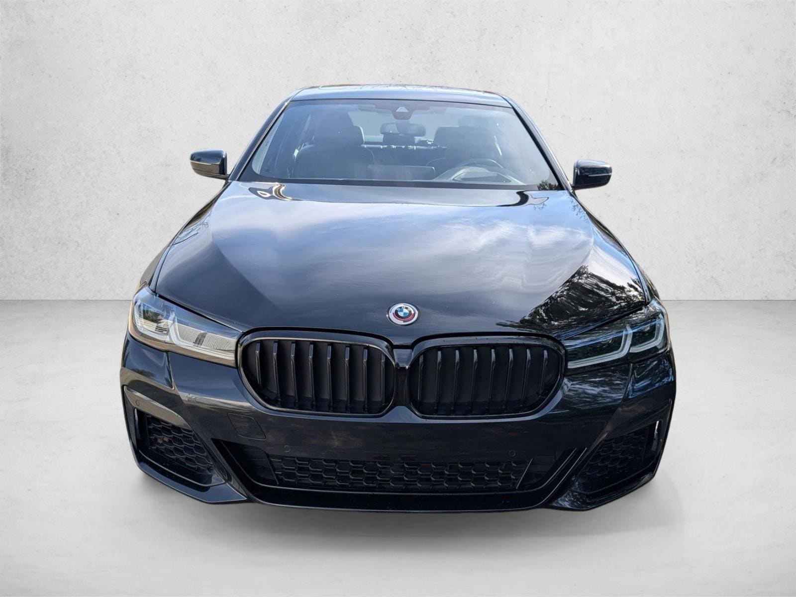 2023 BMW M550i xDrive photo 5