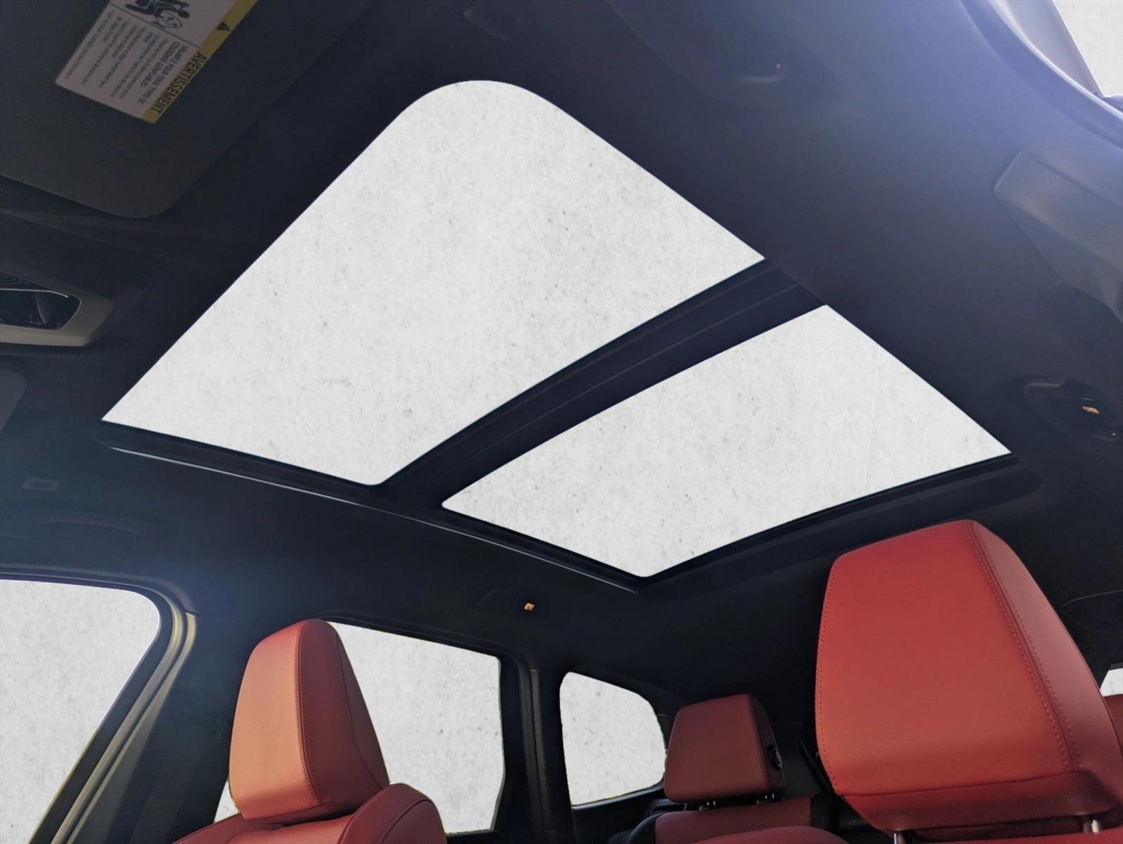 2025 BMW X1 28i - Photo 15